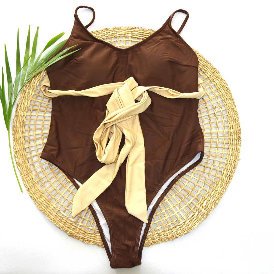maillot de bain modèle nostro sur présentoir